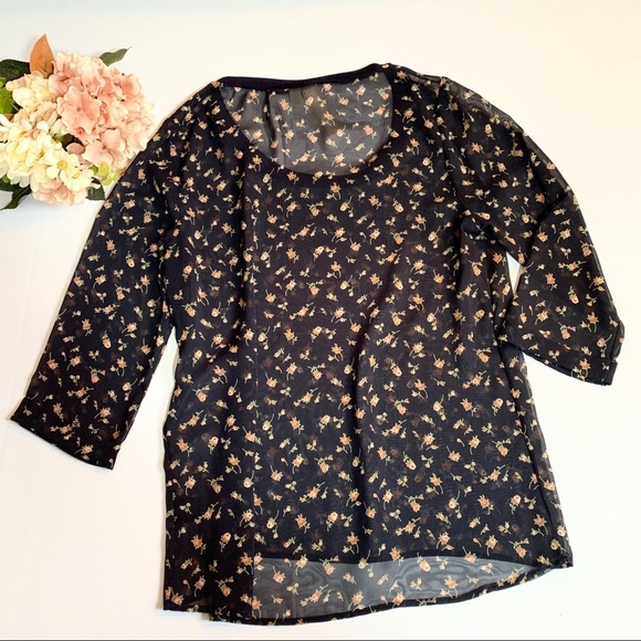 Robin-K Sheer Navy Top w/Roses - Picture 3 of 3